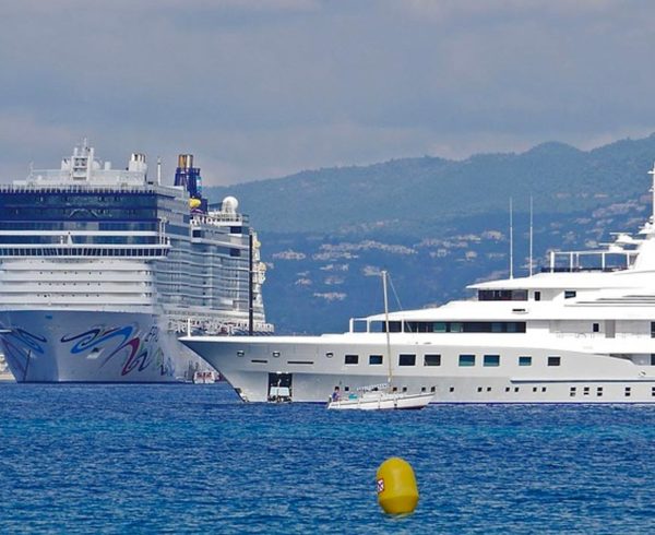 Cannes limo & transportation services yachting festival