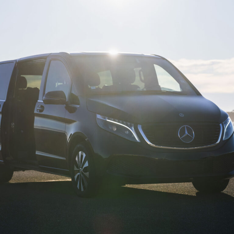 Electric Mercedes EQV Minivan | Chauffeur service
