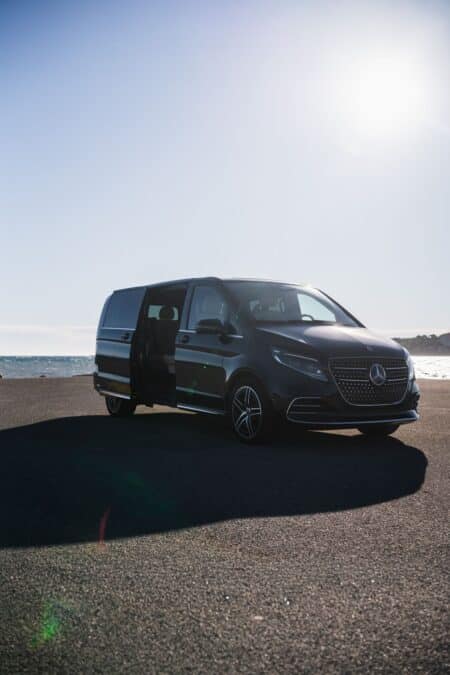 | Mercedes V Class chauffeur Cote Azur 10 Mercedes V Class | Chauffeur Côte d'Azur | Kingdom Limousines