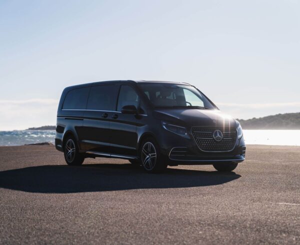 Wine, perfume and art: a chauffeured day from Cannes | Kingdom Limousines