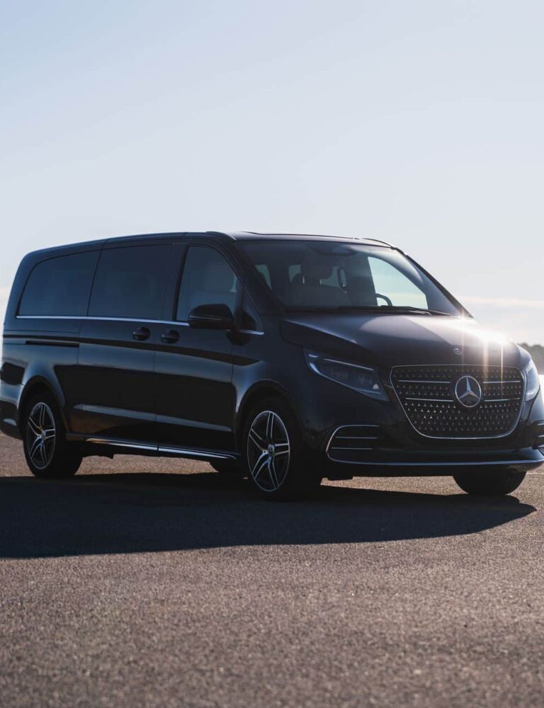 Wine, perfume and art: a chauffeured day from Cannes | Kingdom Limousines