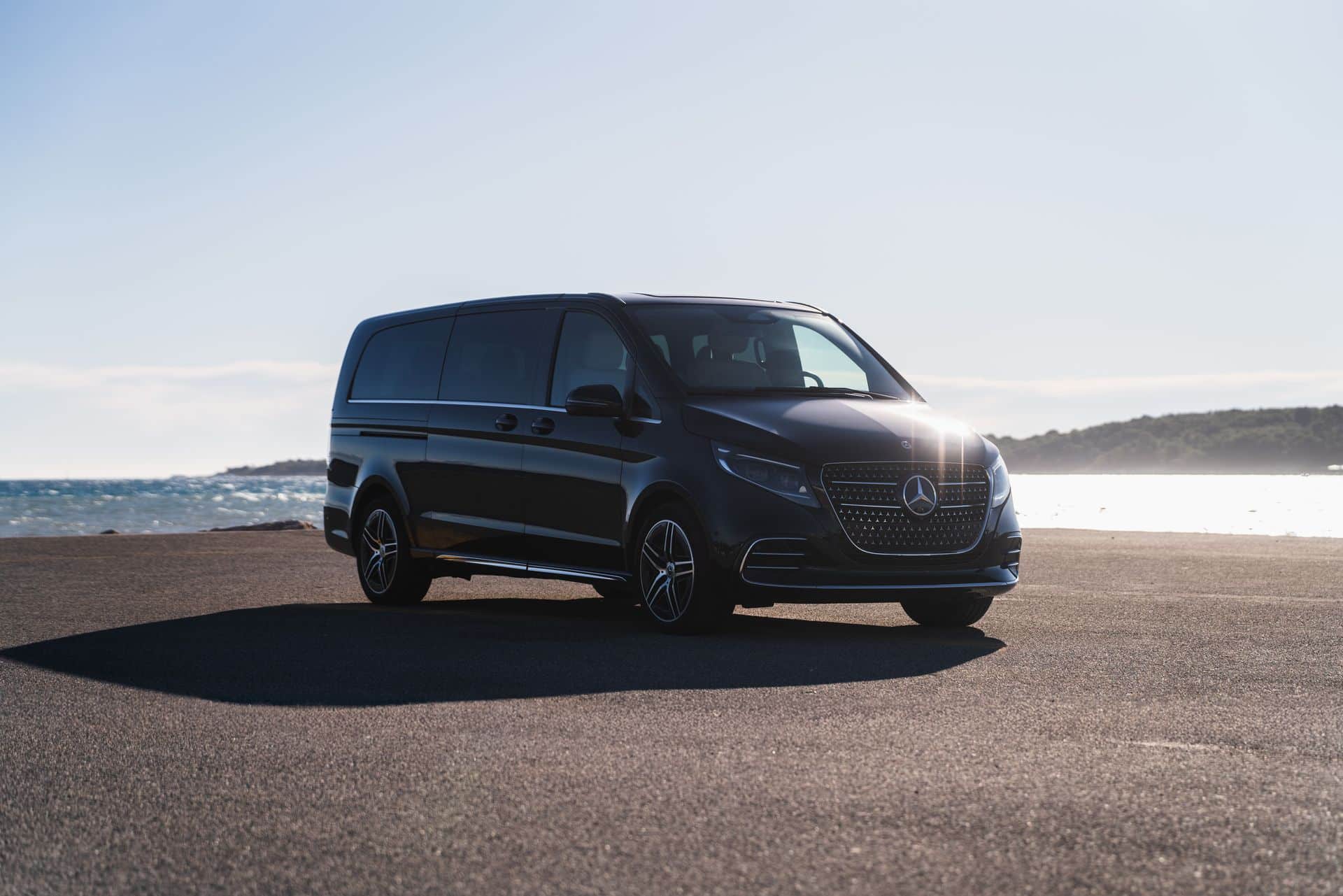 Mercedes V Class | Chauffeur Côte d'Azur | Kingdom Limousines