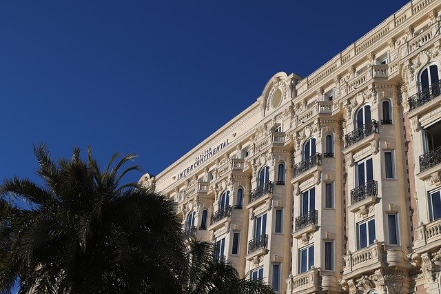 Découvrir les plus beaux rooftops à cannes