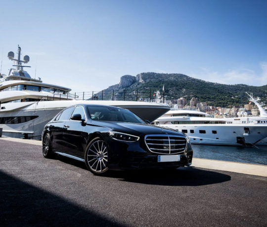 Location voiture avec chauffeur privé