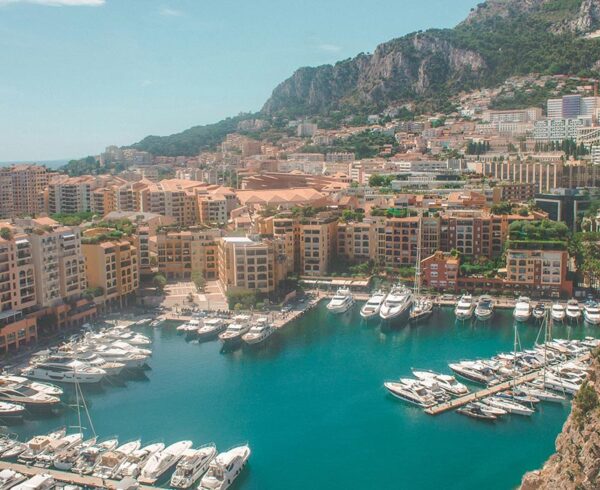 les-villages-perches-de-la-cote-d-azur
