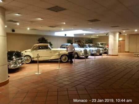 Atmósfera en el Museo del Automóvil de Mónaco