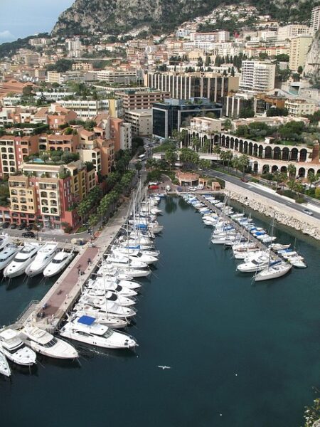 Exclusive-amenities-and-daily-life-redefining-the-Riviera-lifestyle-Mareterra-monaco