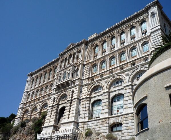 Monaco-oceanographic-museum-families