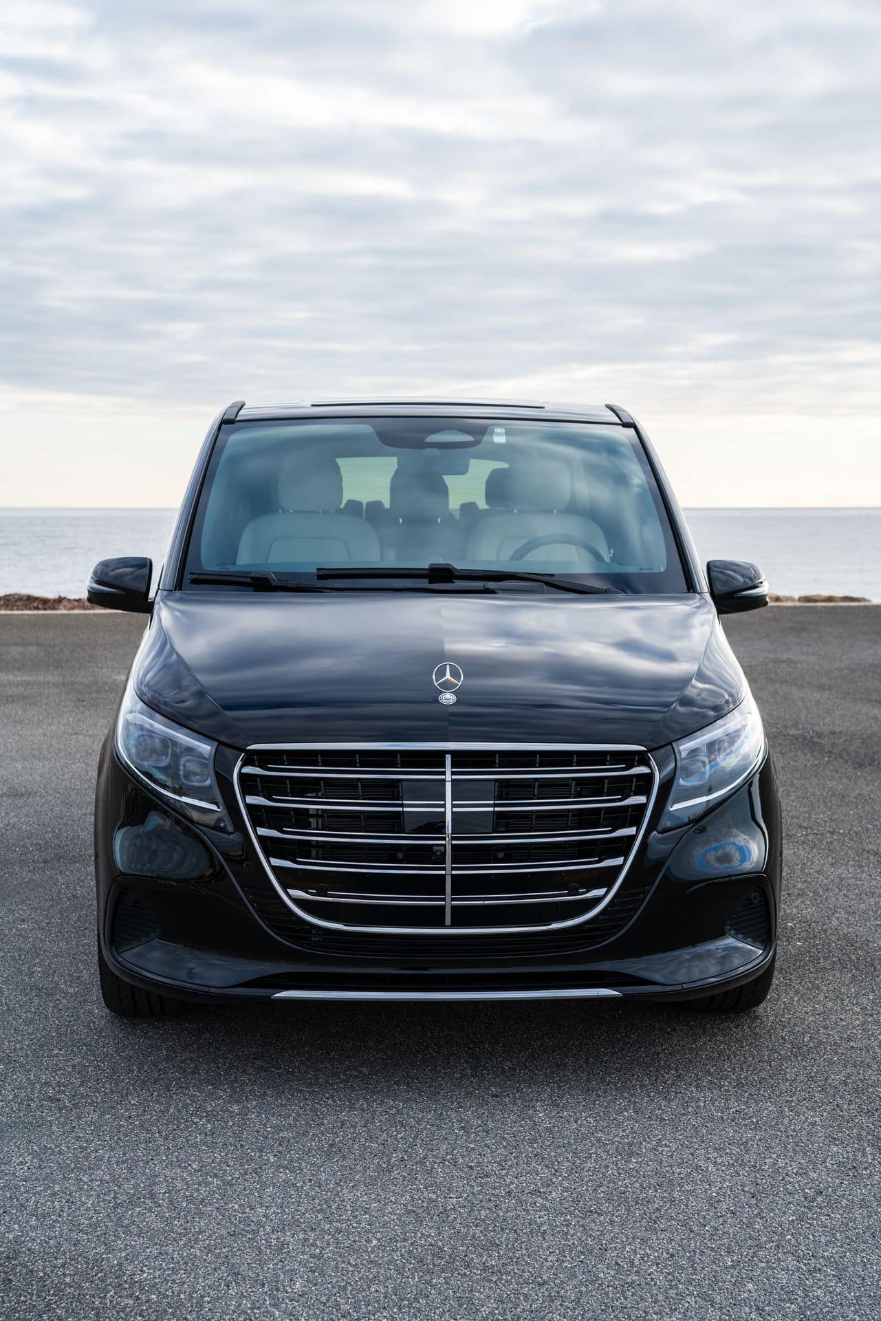 Mercedes V Class EXCLUSIVE Chauffeur Service | Kingdom Limousines