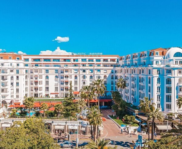 Majestic-Barrière-private-beach-where-refined-Riviera-days-unfold