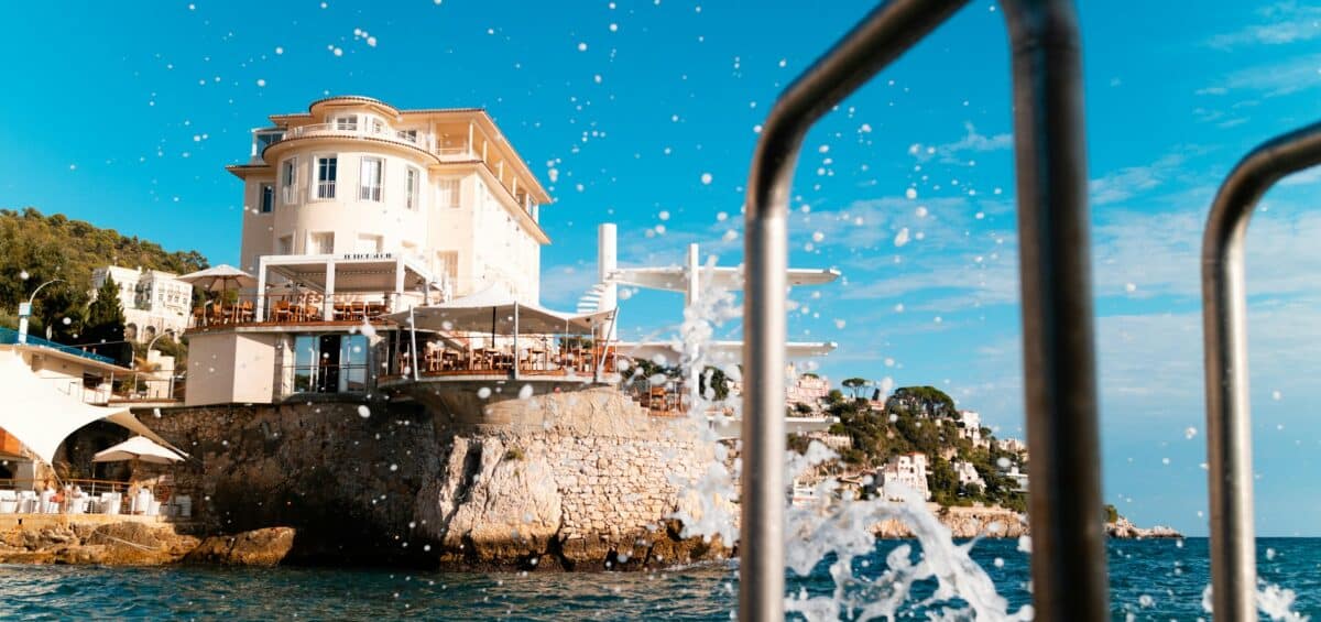 Le-plongeoir-Nice