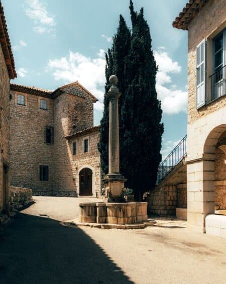 | saint paul de vence private tour portrait 3 saint-paul-de-vence private tour